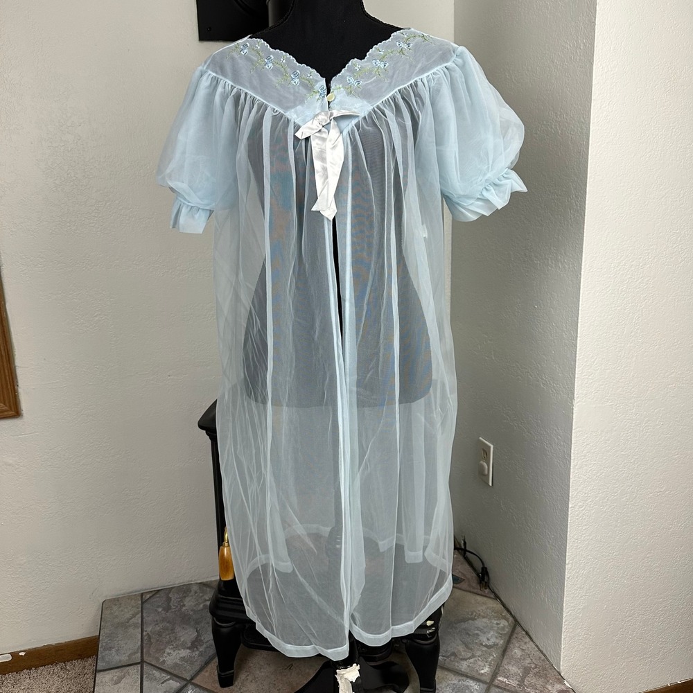 Vintage Blue Sheer Nylon Peignoir Robe Embroidered Puff Sleeve Medium Coquette